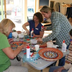 Lincoln Farm Studio - Hard at work on their birdbaths at a mosaic birdbath workshop