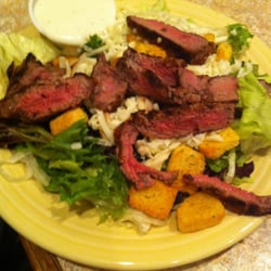 Salvatore's Pizzeria - Steak salad