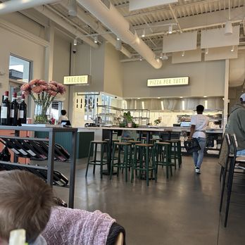 Pizzeria Luca - Italian Near Me - Lancaster, Pennsylvania