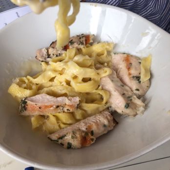 Bettolino Kitchen - Chicken Alfredo - Italian Near Me - Redondo Beach, California Bettolino Kitchen - Chicken Alfredo - Italian Near Me - Redondo Beach, California