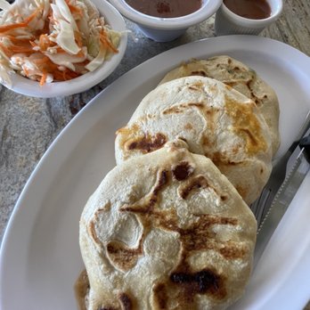 La Flor Pupusas Grill - pupusas - Mexican Near Me - Sacramento, California