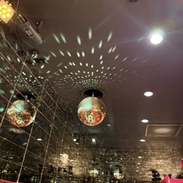 Women's bathroom Women's bathroom
