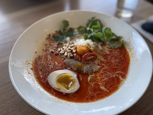 Sazan Ramen by null