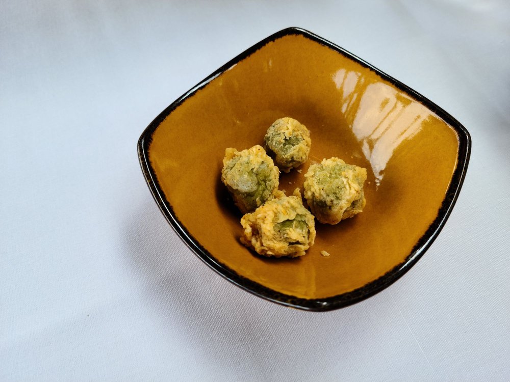 Toma Restaurant & Bar