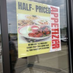 Ze's Diner Woodbury - 1/2 priced appetizer August 2026