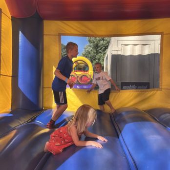 All Abounce Fun - Picnic setup - Bounce House Rentals Near Me