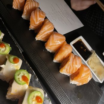 Kaviar Restaurants - Pasadena - Lemon Roll - Sushi Bars Near Me - Pasadena, California