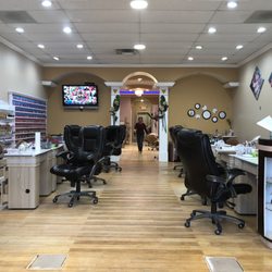 Golden Nail & Spa