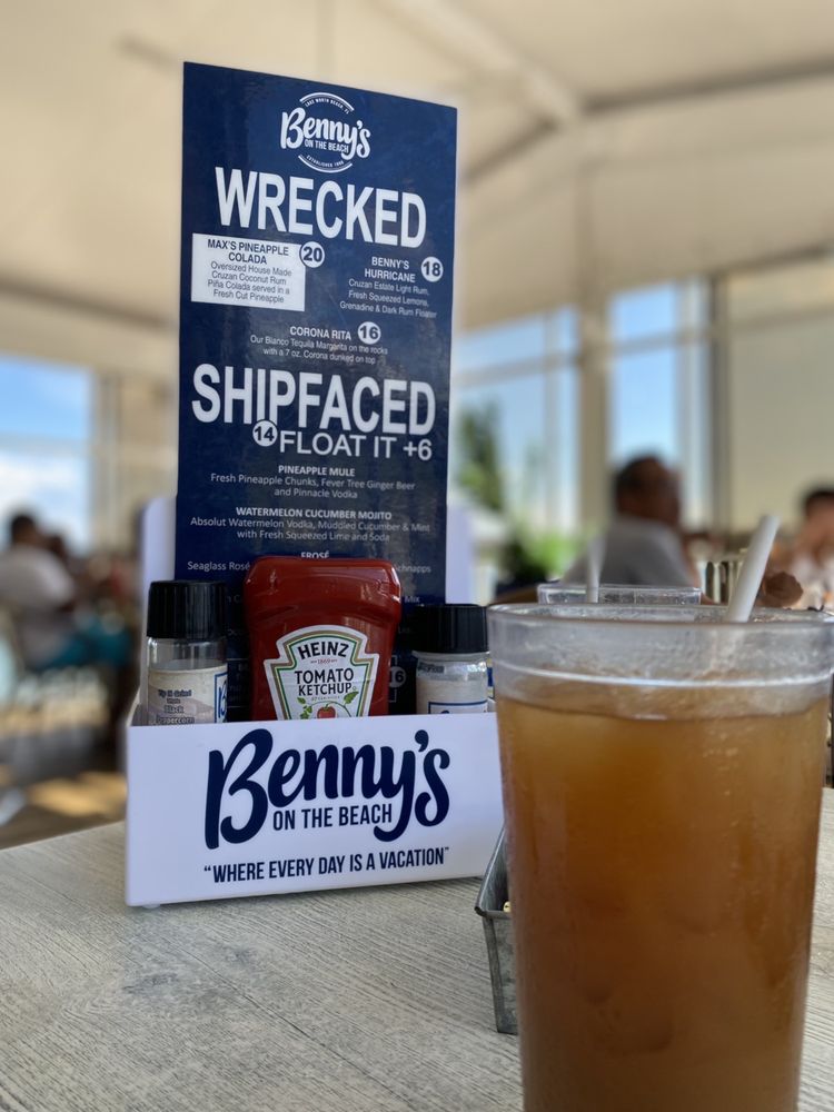 Benny's On The Beach