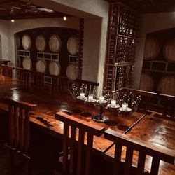 Becker Vineyards - Downstairs tasting room