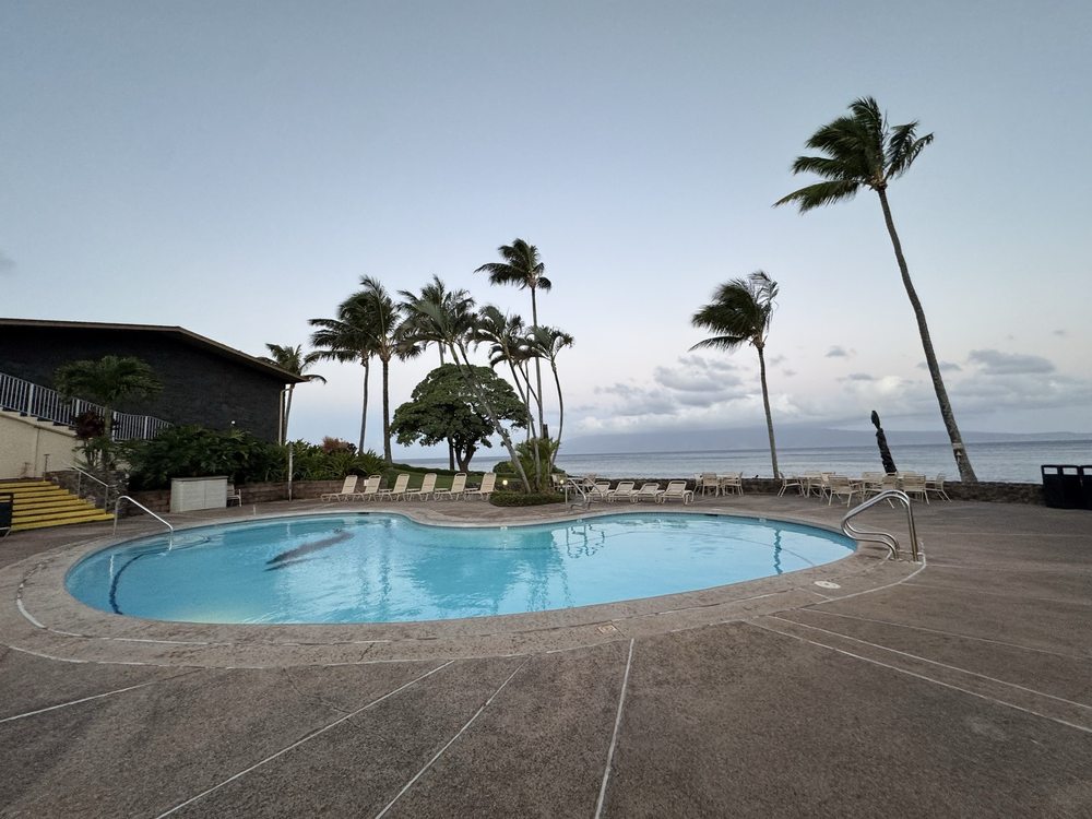 Napili Shores Resort