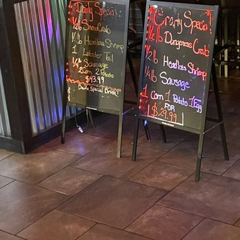 Crafty Crab - Seafood Near Me - Charlotte, North Carolina