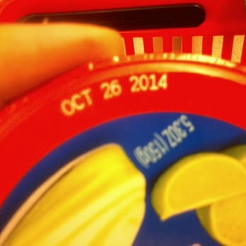 Albertsons - Expired Yogurt - Grocery Near Me - Vista, California
