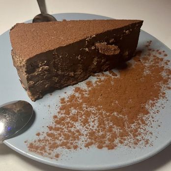 C Italian Restaurant - Chocolate mousse cake - Cocktail Bars Near Me - Kew Gardens, New York C Italian Restaurant - Chocolate mousse cake - Cocktail Bars Near Me - Kew Gardens, New York