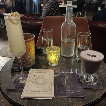 Wunderbar - French 75 and Dream Catcher - Cocktail Bars Near Me - San Mateo, California Wunderbar - French 75 and Dream Catcher - Cocktail Bars Near Me - San Mateo, California