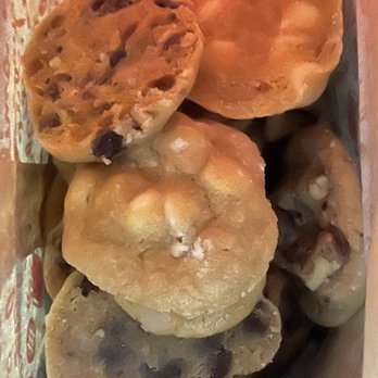 Mrs. Fields Valley Fair Mall - Mini cookies - Bakeries Near Me - Santa Clara, California Mrs. Fields Valley Fair Mall - Mini cookies - Bakeries Near Me - Santa Clara, California