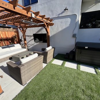 GCSF Pavers & Landscape - Porcelain paver seating area - Artificial Turf Near Me - Burlingame, California