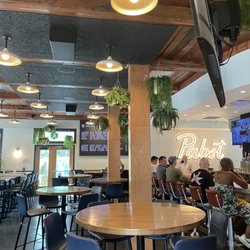 LOCAL Public Eatery Barclay - Inside