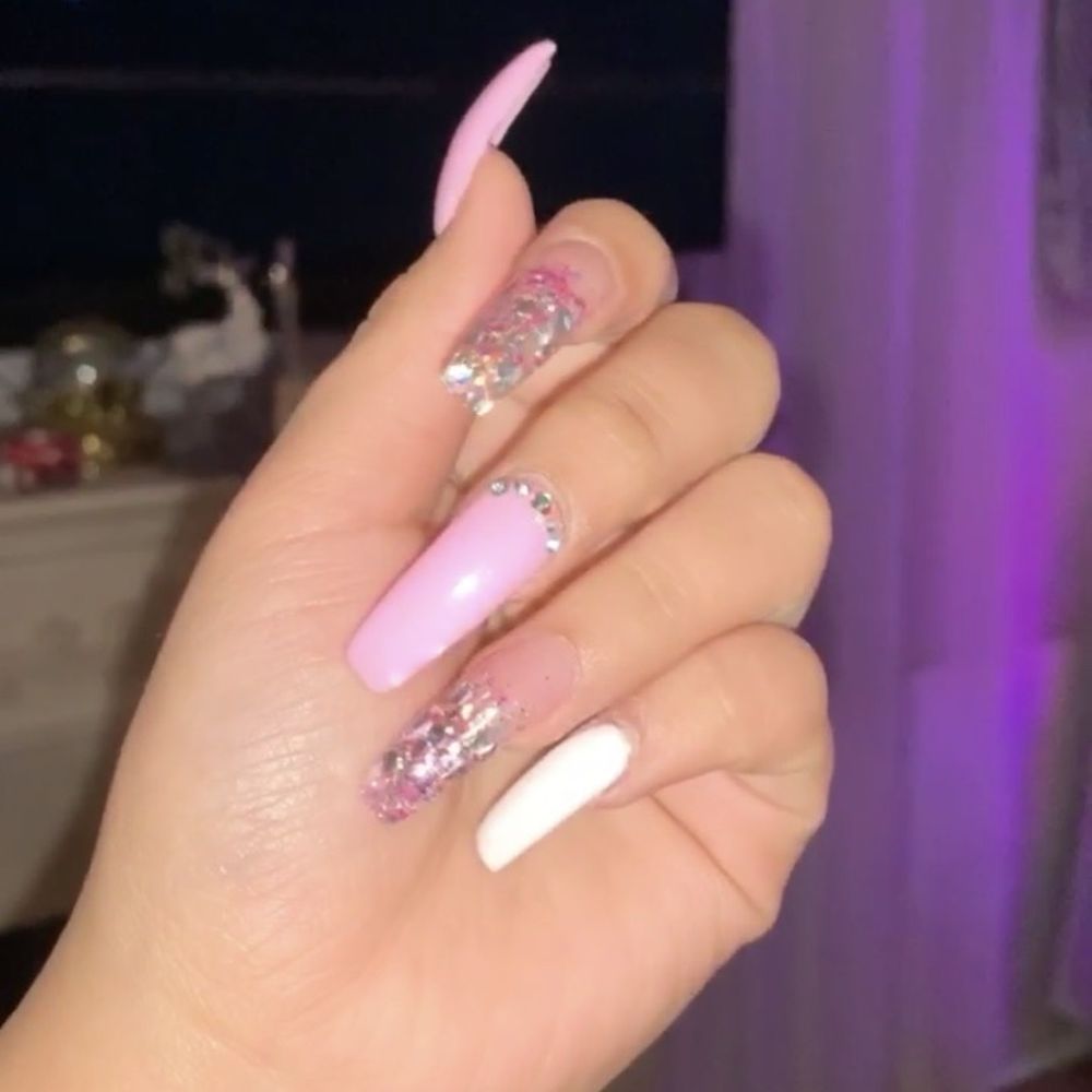 L'Amour Nails Spa - Nail Salons Near Me - Tujunga, California