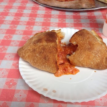 Bob's Pizzeria - Pizza Near Me - Kailua, Hawaii Bob's Pizzeria - Pizza Near Me - Kailua, Hawaii