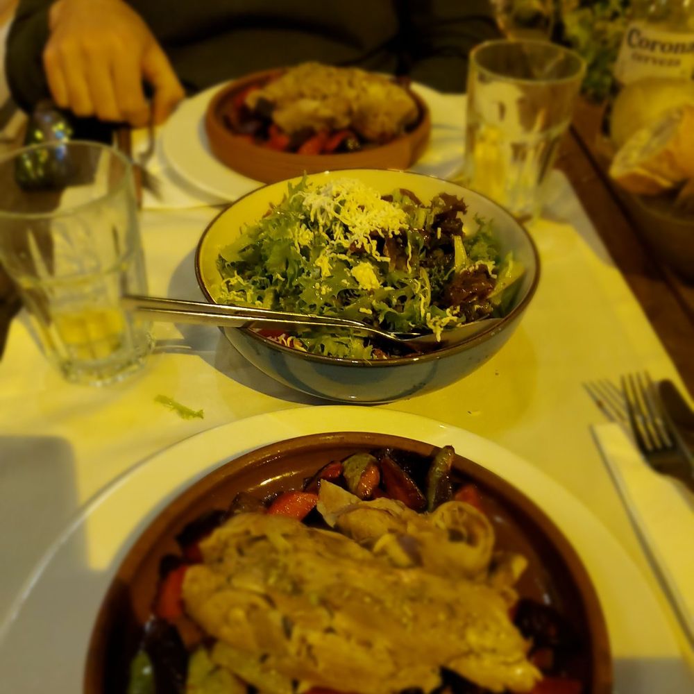 Sahrap Restaurant - The salad is very nice - Kebab Near Me - Istanbul, 34