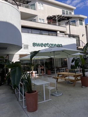 sweetgreen by null