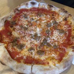 The Uproot Pie Co & The Carriage House - Pizza. Soooo good. The dough was perfect.