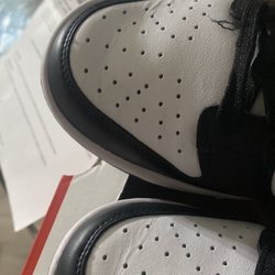 Hibbett Sports - CREASED SHOES