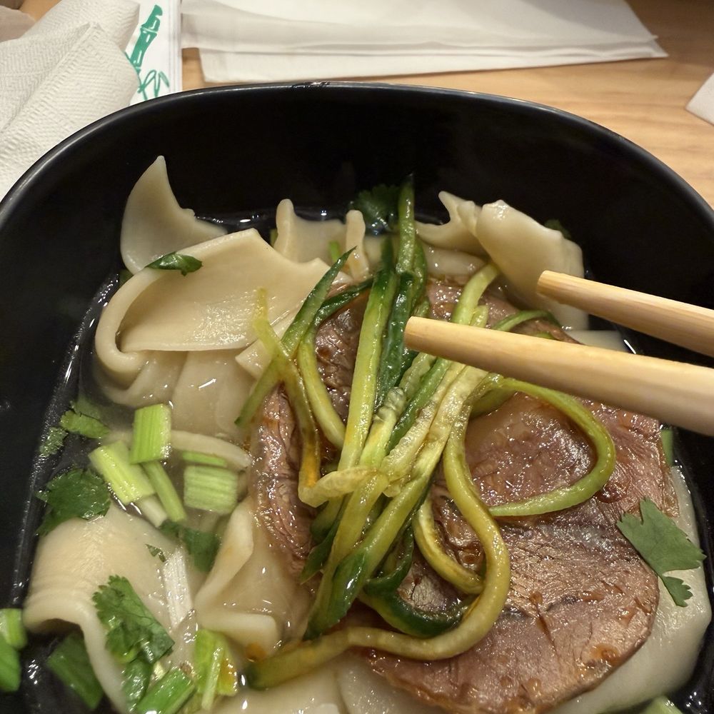 Mixed with beef C.2       Sliced Spicy Beef 光棍牛肉