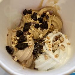 Menchie's Frozen Yogurt - Creamy peanut butter, S'mores, Shredded coconut