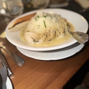 Herbs & Rye - Linguino and Clams - Steakhouses Near Me - Las Vegas, Nevada