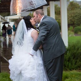 She even found the perfect umbrella! She even found the perfect umbrella!