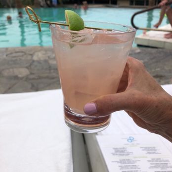 Sanctuary Spa - Paloma-azunia (tequila),pamplemousse,grapefruit,lime,soda - Massage Near Me - Paradise Valley, Arizona