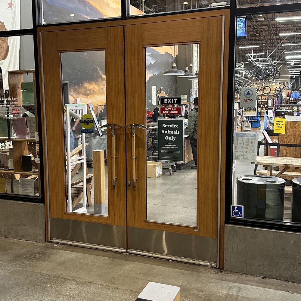 REI - Outdoor Gear Near Me - Burbank, California REI - Outdoor Gear Near Me - Burbank, California