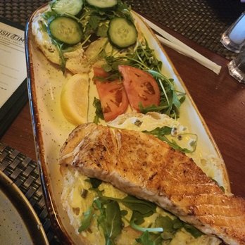 Irish Times Bar & Grill Naples - Salmon and rocket sandwhich - Irish Pub Near Me - Naples, Florida Irish Times Bar & Grill Naples - Salmon and rocket sandwhich - Irish Pub Near Me - Naples, Florida