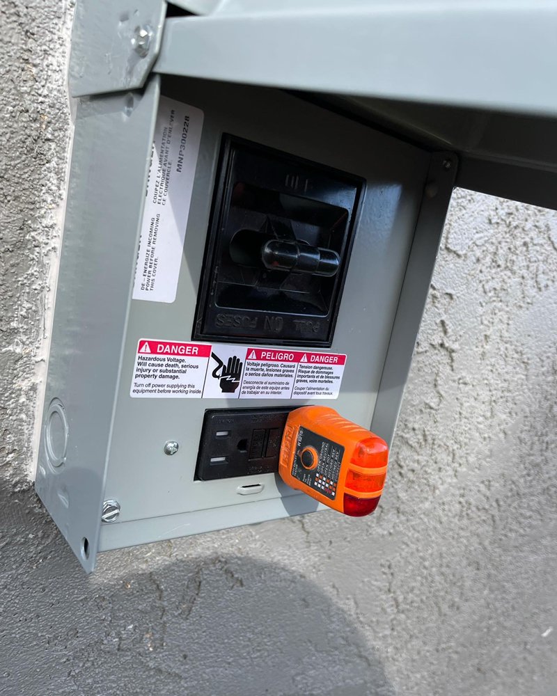 Slide of 3Js Electric