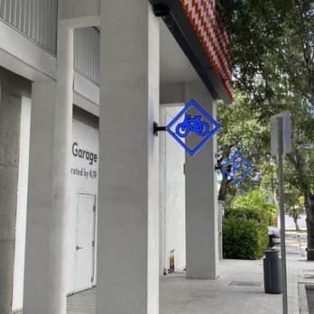 Museum Garage - Parking Near Me - Miami, Florida