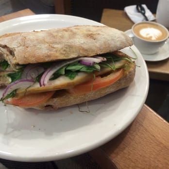 Starbucks - Warm baguett with pesto, bacon and chicken !....and some cortado - Coffee & Tea Near Me - Ullensaker, 02