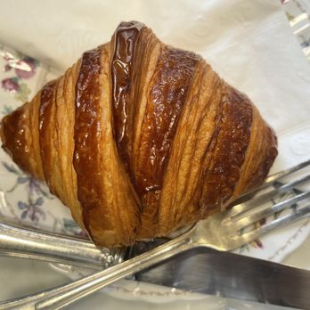 Mirabelle by Orphée - Patisserie/Cake Shop Near Me - Seattle, Washington