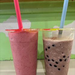 Bubble Tea Company - Strawberry smoothie on the left and snickers bubble tea on the right.