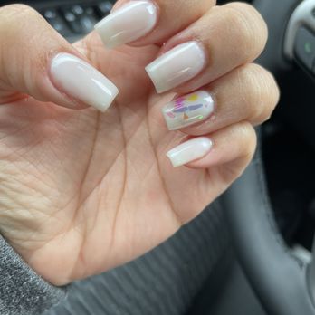 Pink & Pretty - Kendra's first attempt of what I asked for. - Nail Salons Near Me - Boston, Massachusetts