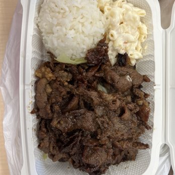 Haiku Hawaiian BBQ - Bbq beef with 1 scoop white rice 1 scoop macaroni and veggies - Hawaiian Near Me - Salinas, California