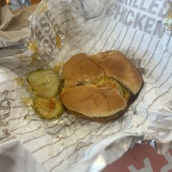 A&W Restaurant - Gross burger