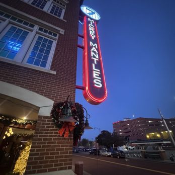 Mickey Mantle's Steakhouse - Steakhouses Near Me - Oklahoma City, Oklahoma Mickey Mantle's Steakhouse - Steakhouses Near Me - Oklahoma City, Oklahoma
