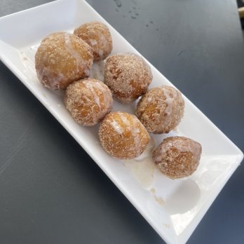 Wyndridge Farm - Donut holes - Venues & Event Spaces Near Me - Dallastown, Pennsylvania