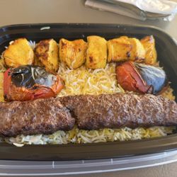 Etminan Market - Combination kabob plate