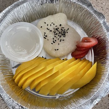 Kub Kao - Sticky rice was small and taste like old NOT GOOD AT ALL - Thai Near Me - Lansdale, Pennsylvania