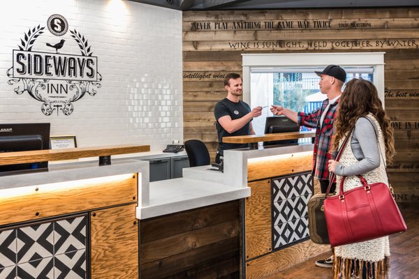Sideways Inn by null