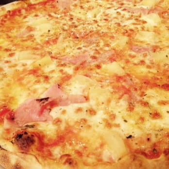 Amalfi - Pizza Hawaï - Belgian Near Me - Overijse, VBR Amalfi - Pizza Hawaï - Belgian Near Me - Overijse, VBR