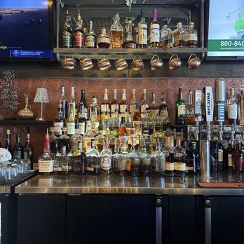 Pat and Gracie's - Grabbing lunch - American Near Me - Columbus, Ohio